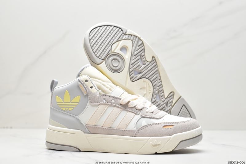 Adidas Sneakers